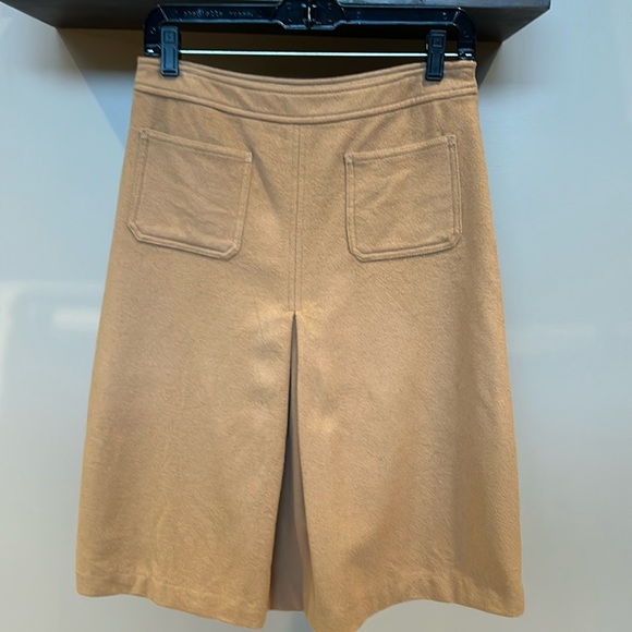 J Crew: A-line Wool Blend Skirt Size 2 w/front pockets & pleat.15% off 2+ bundle - Picture 1 of 3